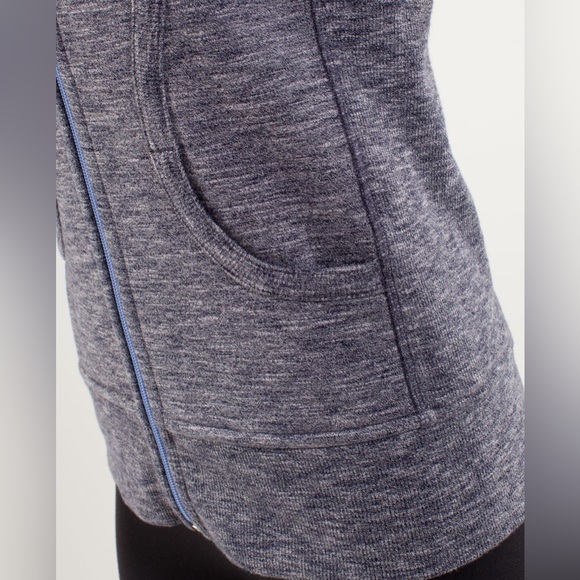 Lululemon Scuba Hoodie Grey with Deep‎ Indigo Size 4 - Picture 5 of 14